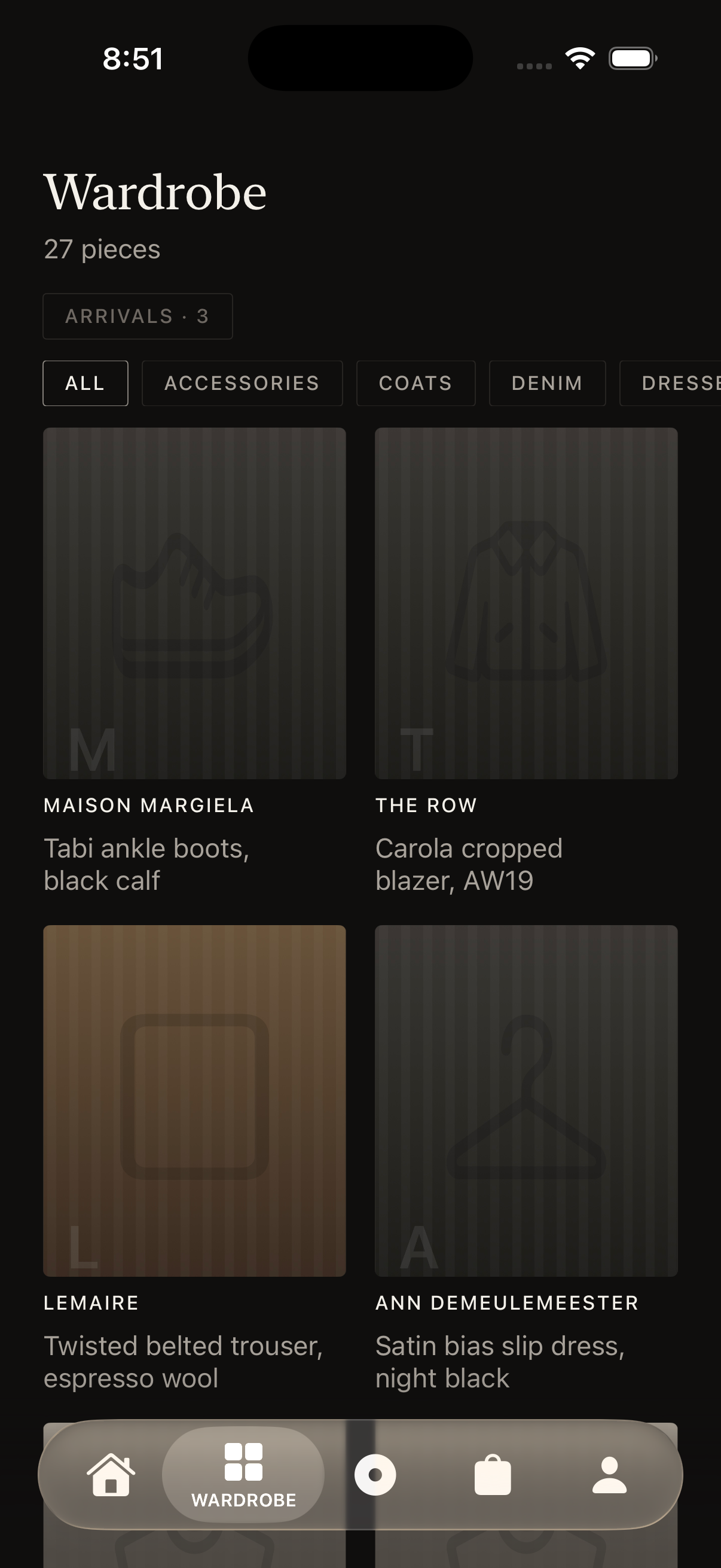 GARDE wardrobe grid showing recognized clothing items